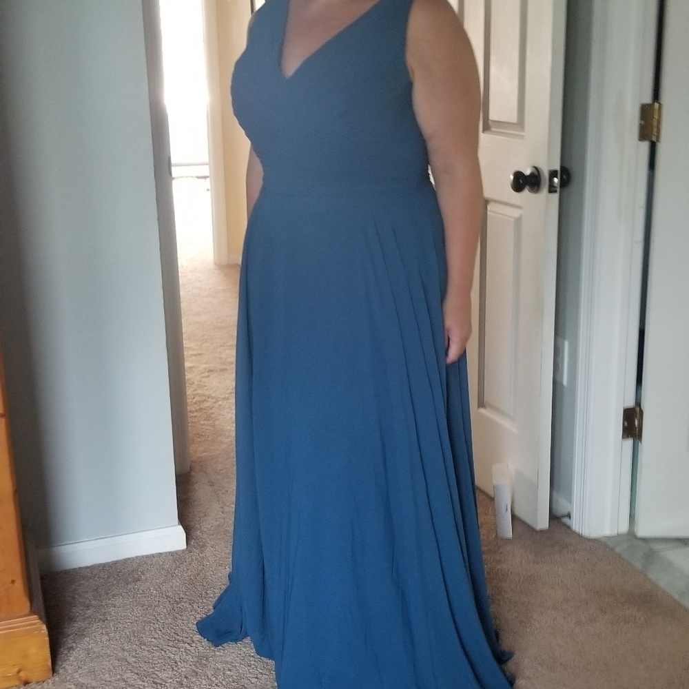 Bridesmaid dress/Prom/Formal NEVER WORN! - Picture 10 of 10